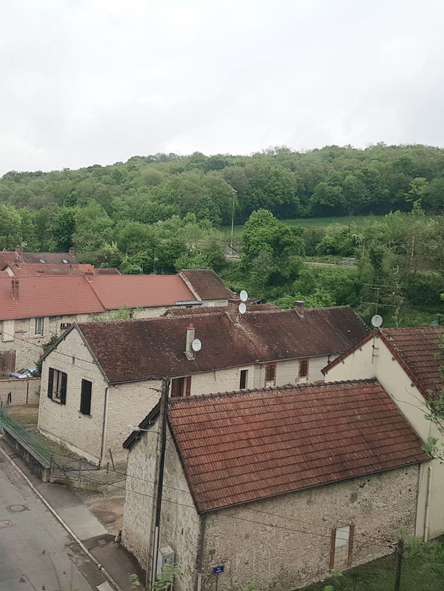 Medieval 🏰 Town near Paris