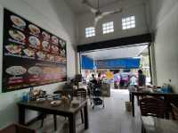 ก๋วยเตี๋ยวเมืองแปดริ้ว ลูกชิ้น คือ ดีจริง อร่อยมาก