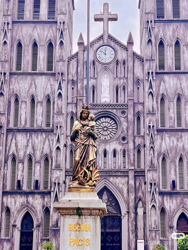 Explore the Majestic St Joseph Cathedral: Hanoi's Historical Gem!