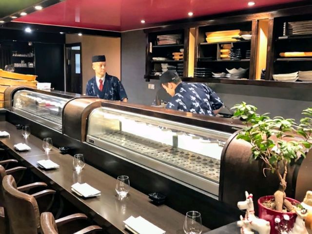 來布拉格吃壽司？Hanabi Sushi House 老城區的日料壽司店