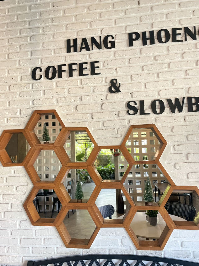 อิ่มอร่อยกันที่ร้านฮางเผิ้ง 🐝
