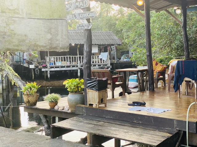 Slow lifeคลองมาด โฮมสเตย์ เหมือนได้มาพักบ้านเพื่อน