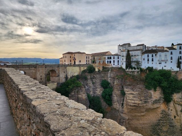[🇪🇸ロンダ] ロンダの歴史とヌエボ橋の絶景を楽しむスポット