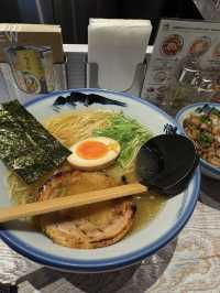 超人氣：AFURI阿夫利柚子鹽拉麵 (六本木新城店)