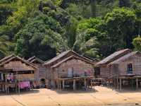 “หมู่บ้านมอแกน” หมู่เกาะสุรินทร์ 