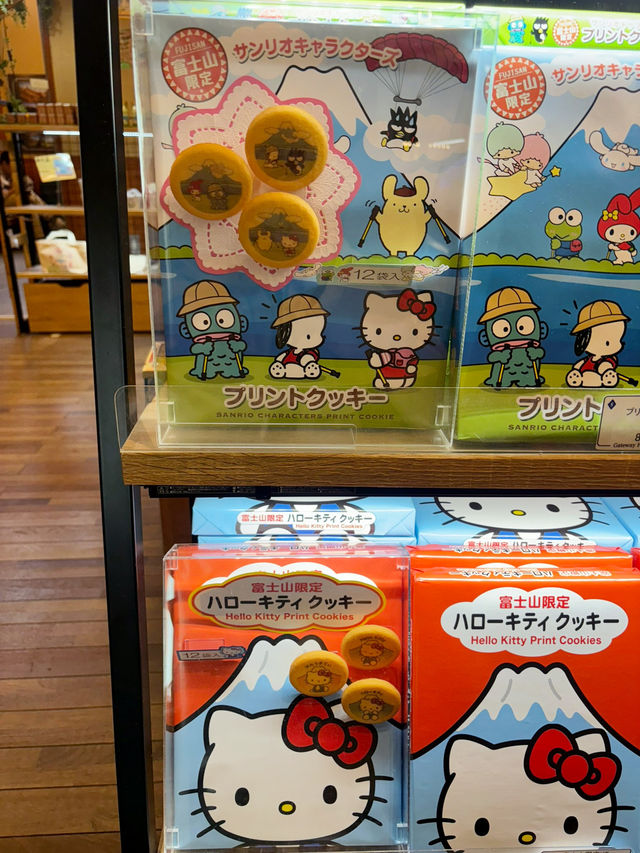 【日本山梨】河口湖站：河口湖站：交通樞紐與旅遊起點的完美結合