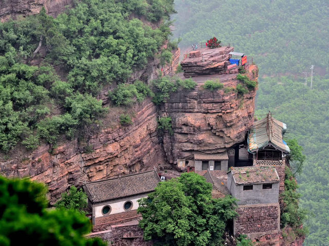 河北蒼巖山懸空寺旅遊攻略  
