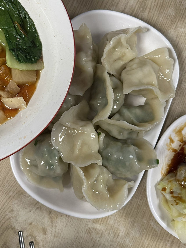 고양이도 보고 우육면도 먹고😋 대만 타이베이 반다오 우육면
