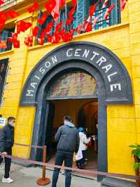 HOA LO PRISON.