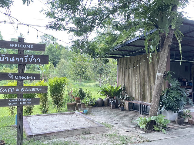 บ้านวารีชีวา ที่พักริมน้ำ แบบครอบครัว