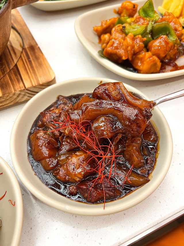 ʚ♡ 有小菜提供の茶餐廳 • 環境舒適食物味佳 ♡ɞ