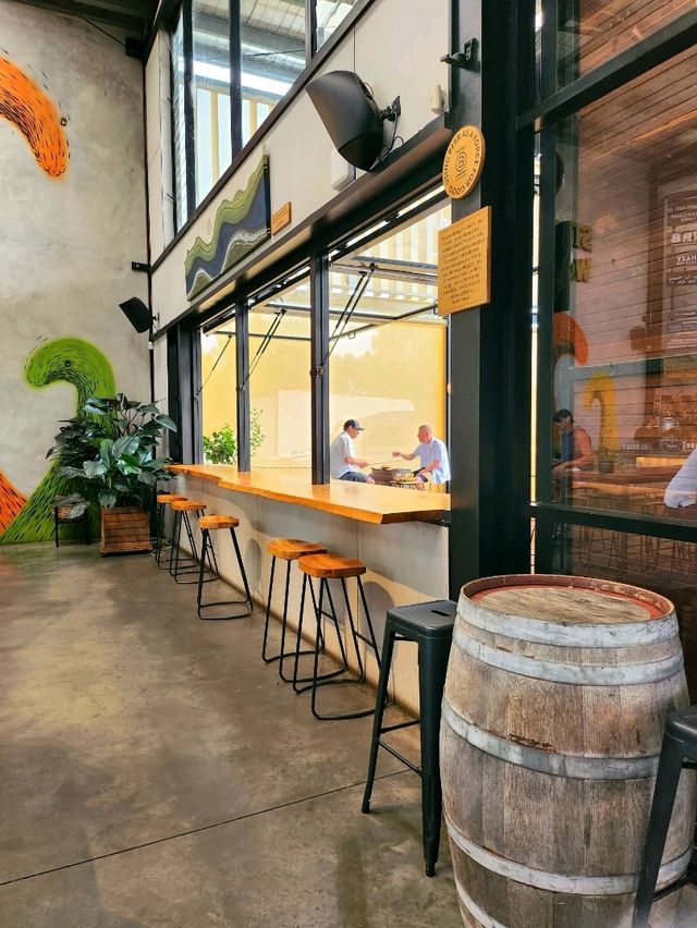 🇦🇺 Famous Brewery in Byron Bay, Australia