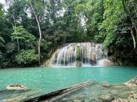 น้ำตกเอราวัณ (Erawan Waterfall)