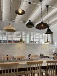 A Chic Retreat at The Replacement - Lodge & Kitchen, Johor Bahru