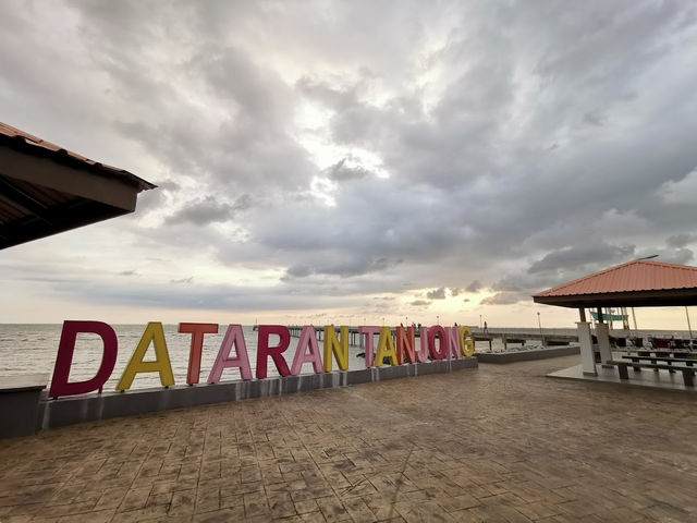 Lover’s Bridge (Tanjung Sepat) – A Solo Traveller’s Perspective
