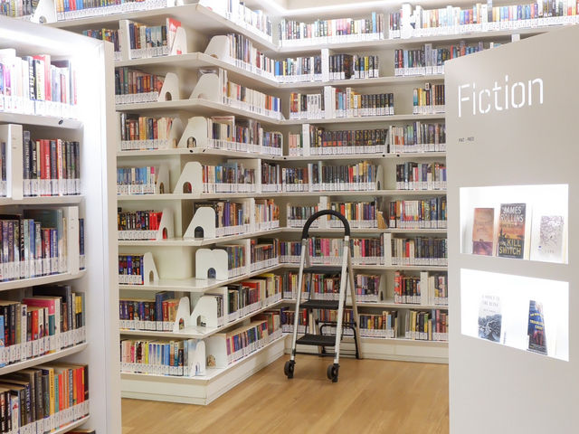 Library @Orchard : ห้องสมุดสุดฮอต สิงคโปร์