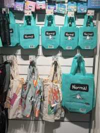 【ポルトガル リスボン】まるで迷路！ポルトガルの巨大雑貨屋 Normal