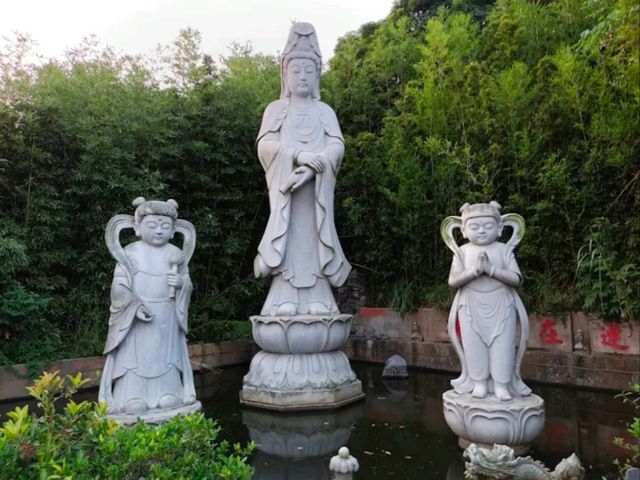 Hukou Sanyuan Temple