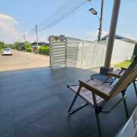 Kneads to Dough (Home cafe) เบเกอรี่แนวฝรั่งเศส