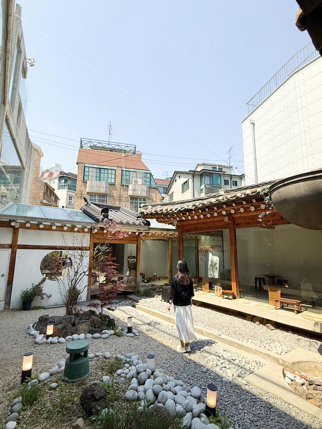首爾景點🇰🇷市中心竟有韓屋咖啡店☕️