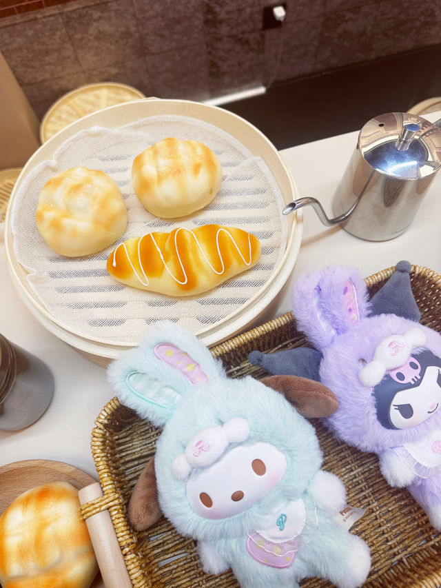 A Whimsical Spring Escape at The Yangtze Boutique Shanghai 🌆