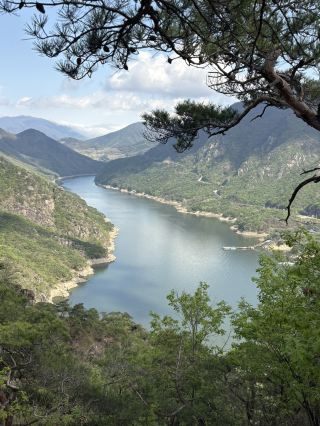 A Picturesque View: Gudambong, the 5th of Danyang's 8 Scenic Spots