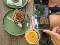 Sleepless Slowbar Coffee สโลว์บาร์สุดชิคในแปดริ้ว