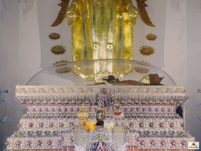 วัดพระพุทธบาทห้วยต้ม
