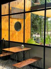 BROS CAFE ของดีชลบุรี เค้กเด็ดมาก ต้องมาโดน
