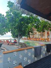 Escape Beach Resort เกาะสมุย