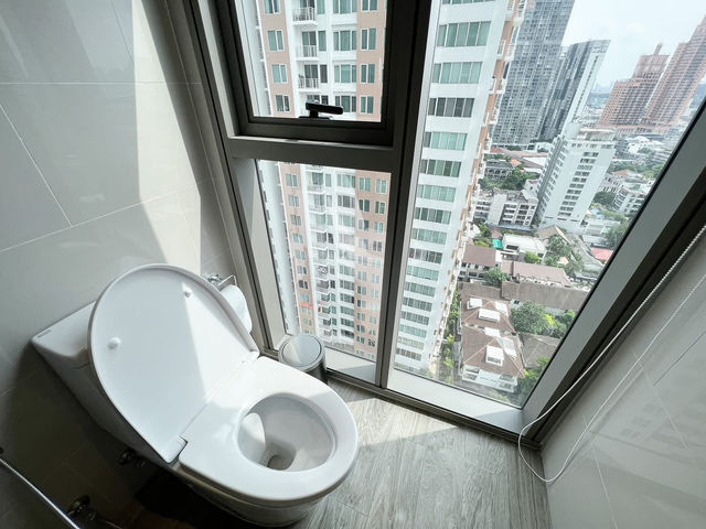 Oakwood Suites Bangkok