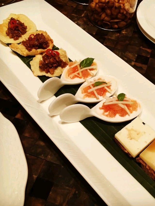 Enjoy Delicious food:The Legian Bali Hotel  🏖️✨