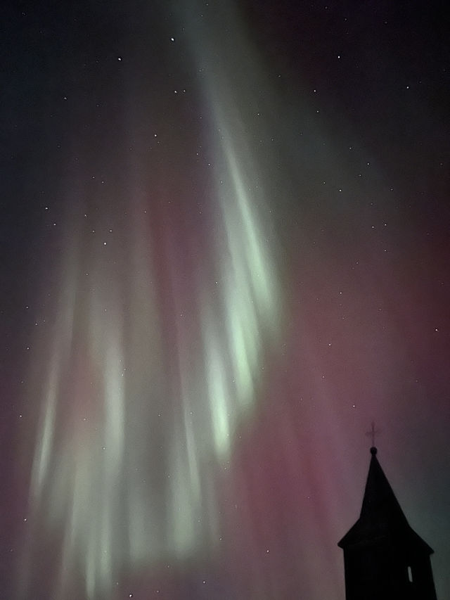 Yoga under the northern light in Saskatchewan Canada🇨🇦💖