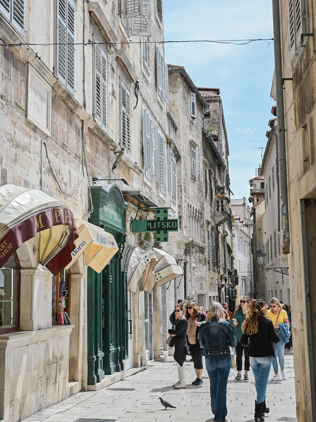 【クロアチア/スプリト】ローマ遺跡が残るアドリア海最大の港町🇭🇷