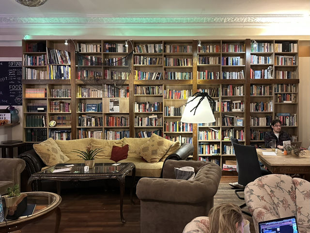 Exploring Berlin in vibey hostel