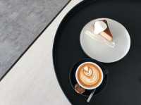 Monochrome Moods & Coffee Conversations
