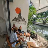 lovely laidback cafe