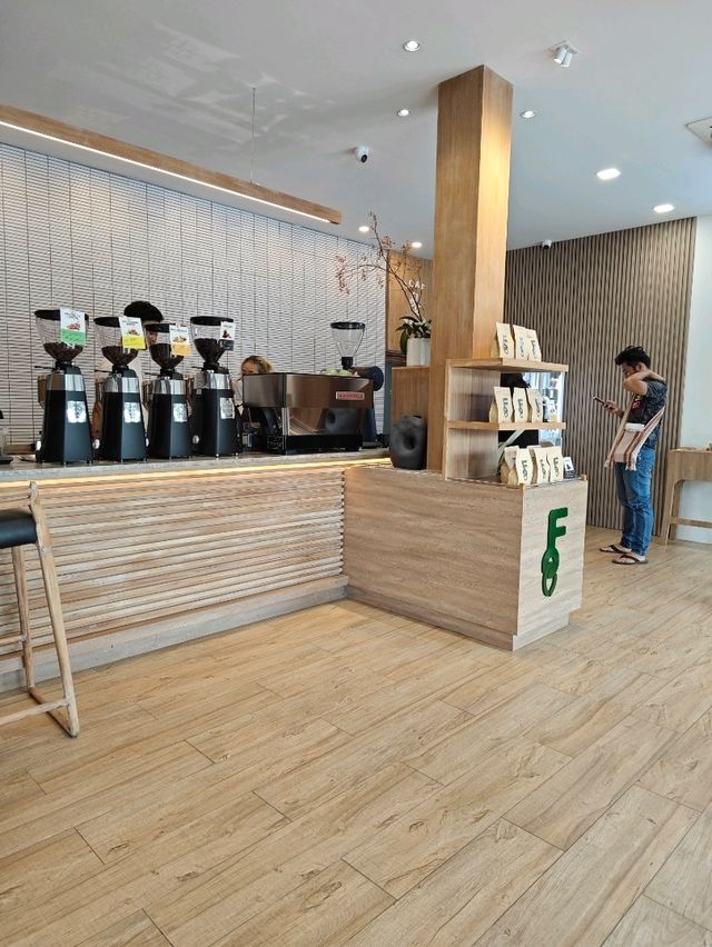 Foo coffee x Loaf & Fish