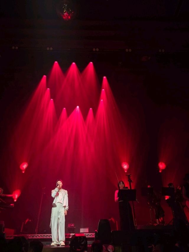 成都樂韻悠揚夜繽紛