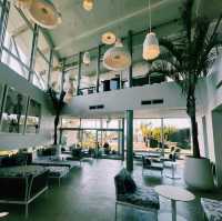 東京豪華無邊泳池度假酒店：BOTANICAL POOL CLUB，藝術叢林風格