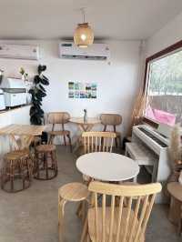 Curve Beach Cafe คาเฟ่สุดชิลสัตหีบ