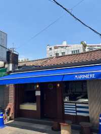 😍🥰문래동 요트 안 짙은 우드톤 카페 바 마리니에르