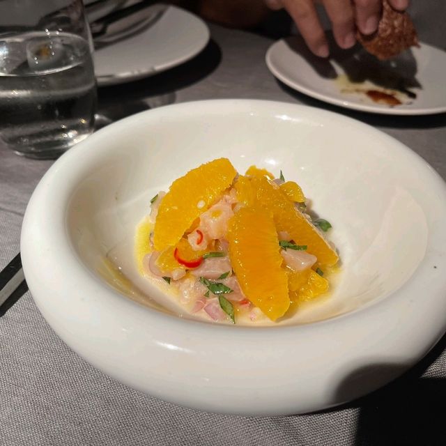 ร้าน "EAT ME" Restaurant บางรัก