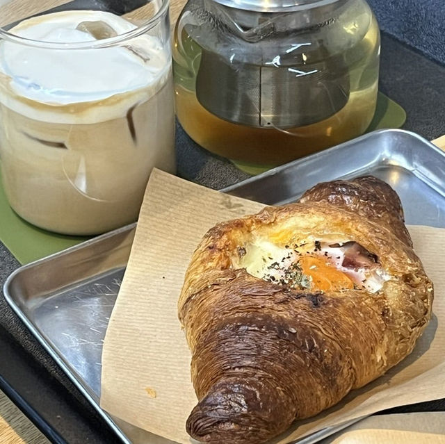 🥐 빵덕후 모여라! 포항 레이지모닝에서 여유 한 입☕🌿