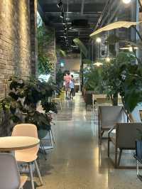 🌲 숲 속의 오아시스같은 카페 트리브링