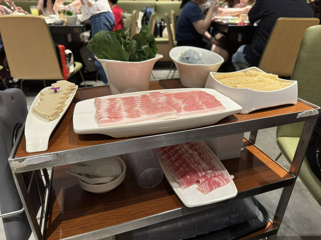 🎉 Birthday Bliss at Haidilao IMM – Hotpot with Heart