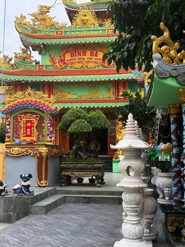 Temple Hopping with a Sea View