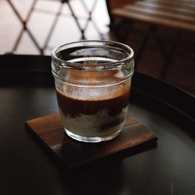 🪶 Hide and Sip Coffee 