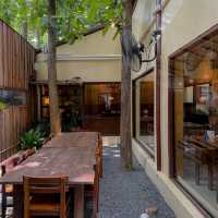 คาเฟ่/ร้านอาหารไทย ในเมืองเชียงใหม่ ร่มรื่นดี