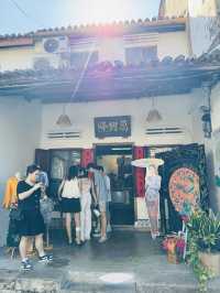 Step Into A Nyonya Dream